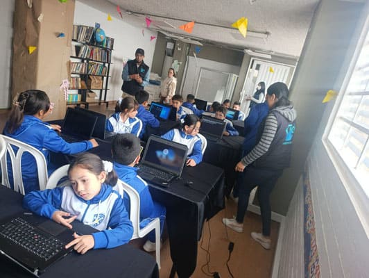 Donación de computadores Donación de computadores