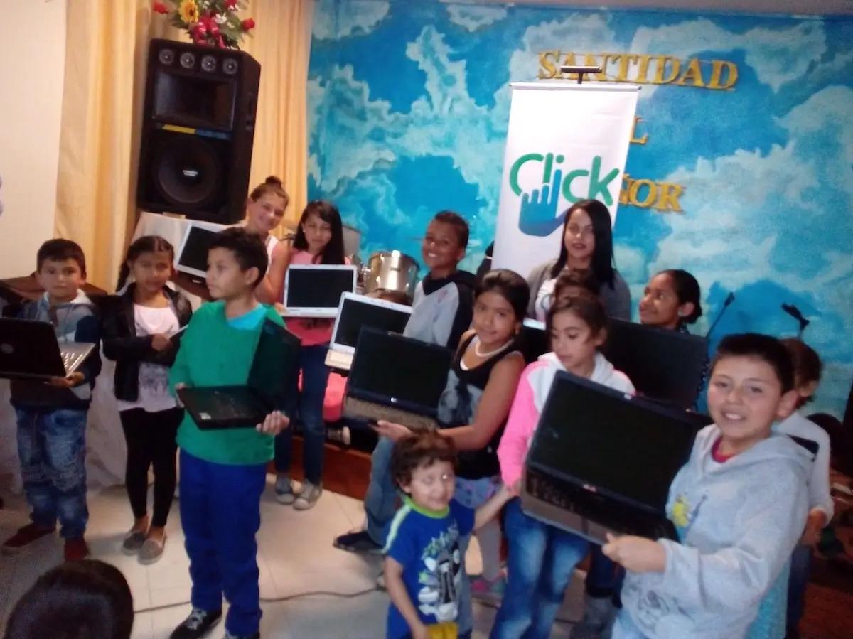 dona equipos tecnológicos en bogotá