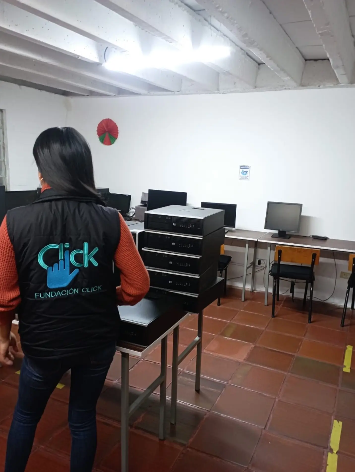 fundación bogotá computadores donar