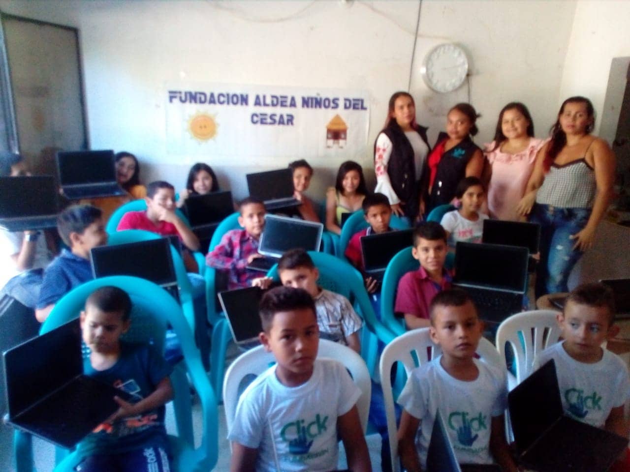 Donar Computadores para Escueleas Donar Computadores a colegios De escasos recursos