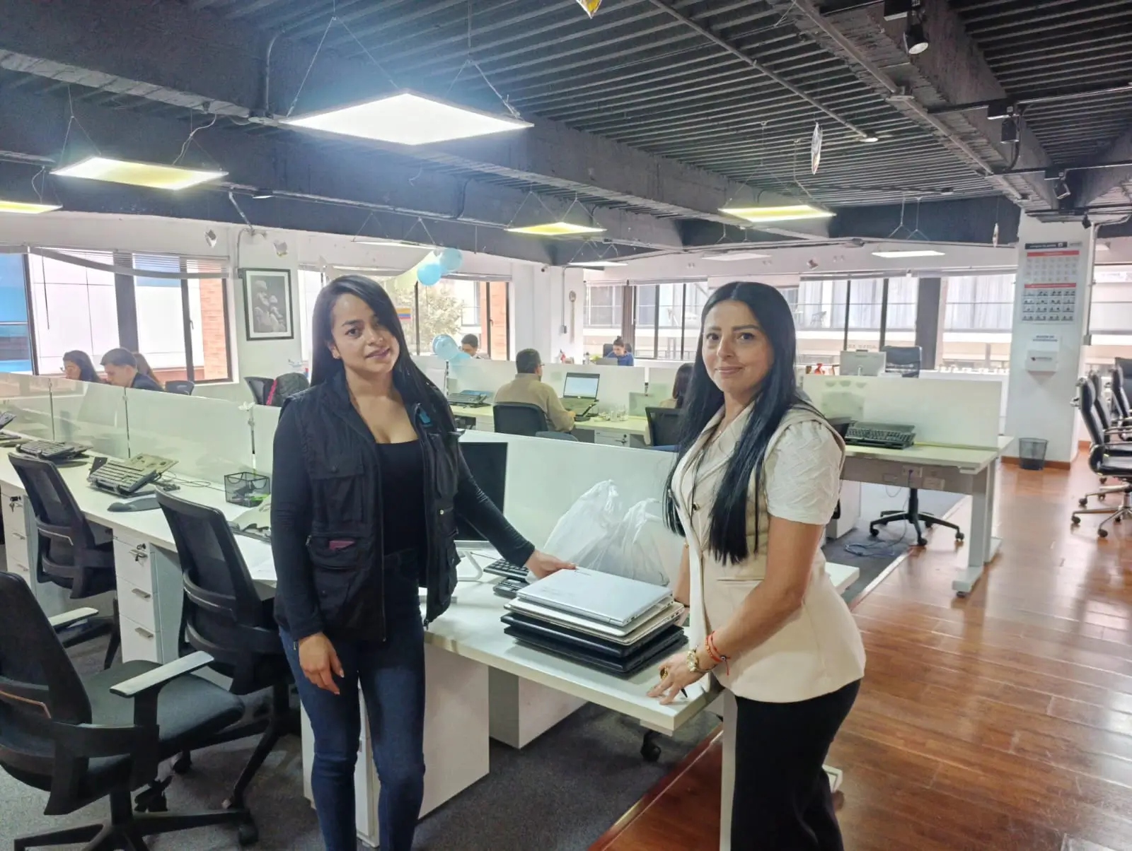 empresas donan equipos de computo Donar computadores y obtener beneficios DIAN