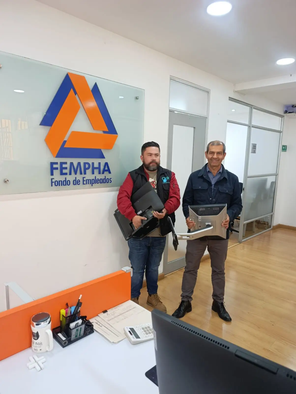 Donacion y Reciclaje Tecnológico Donar y Reciclar Tecnología
